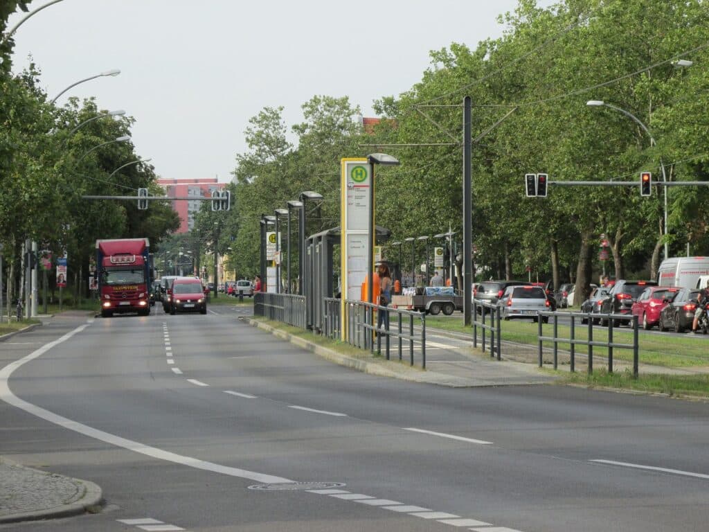 Geschwindigkeitsüberwachung mit VDS M5 durch Messkreise in der Fahrbahn