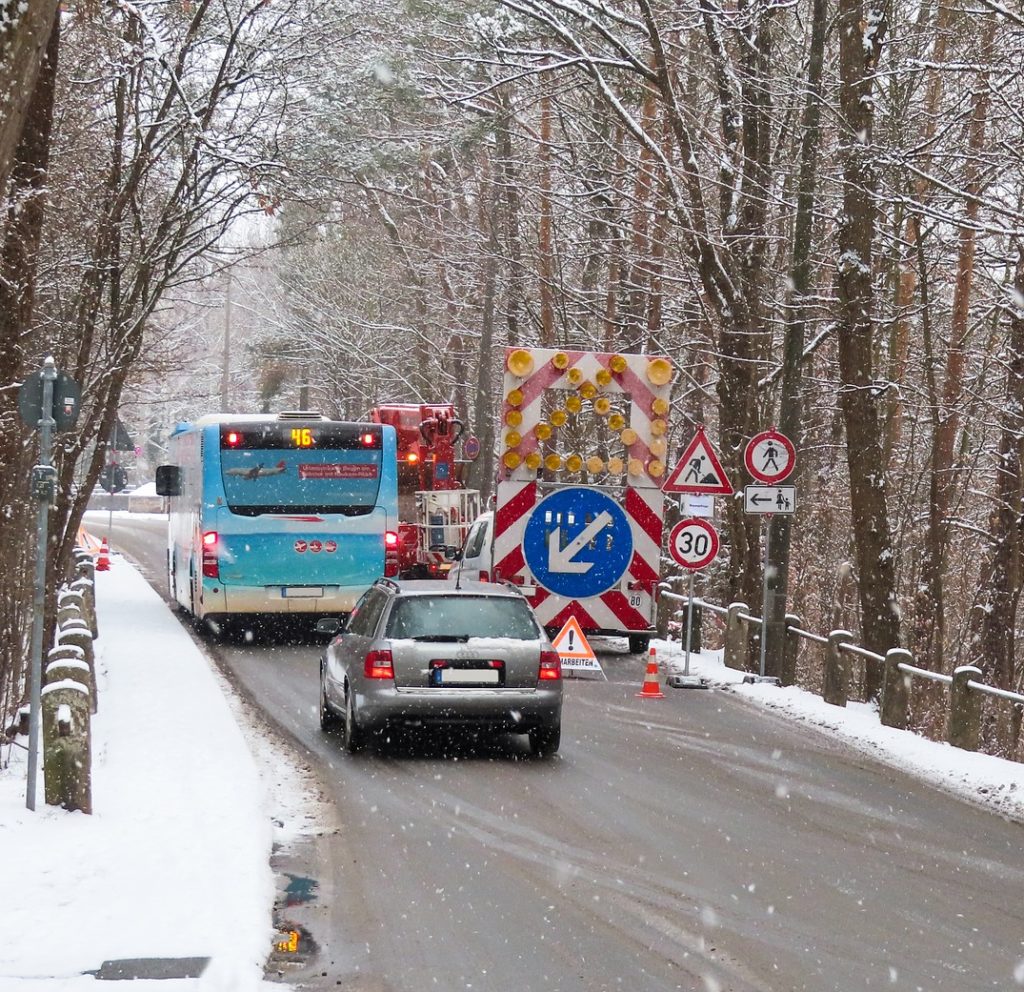 Baustelle auf Landstraße