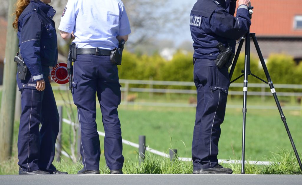 Polizei mit Blitzer