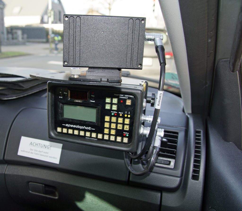 Traffipax Speedophot Radar im Messwagen