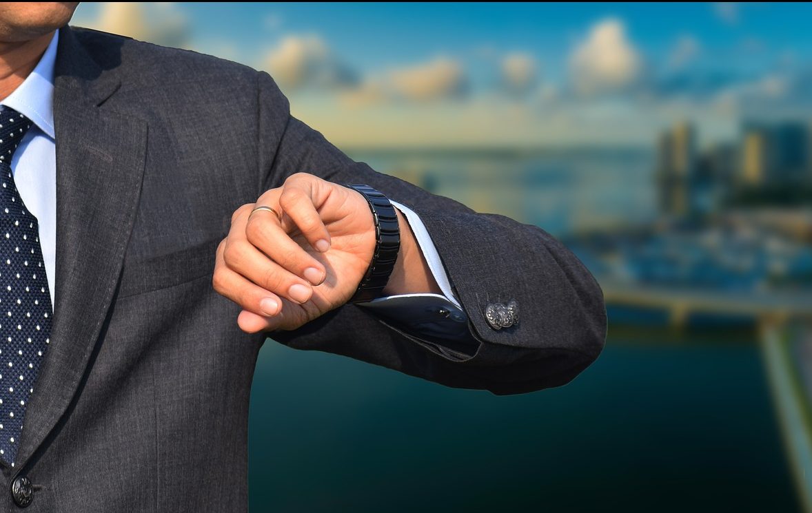 Ist eine Dienstreise Arbeitszeit? Wird Reisezeit bei Dienstreisen vergütet?