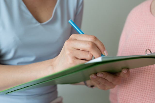 Das Bild zeigt die Protokollierung einer pflegerischen Leistung.