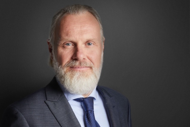 Das Portrait zeigt RA M. Wünsche – Fachanwalt für Arbeitsrecht.